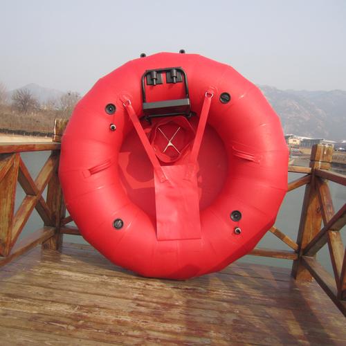 化州圆形红色漂流船